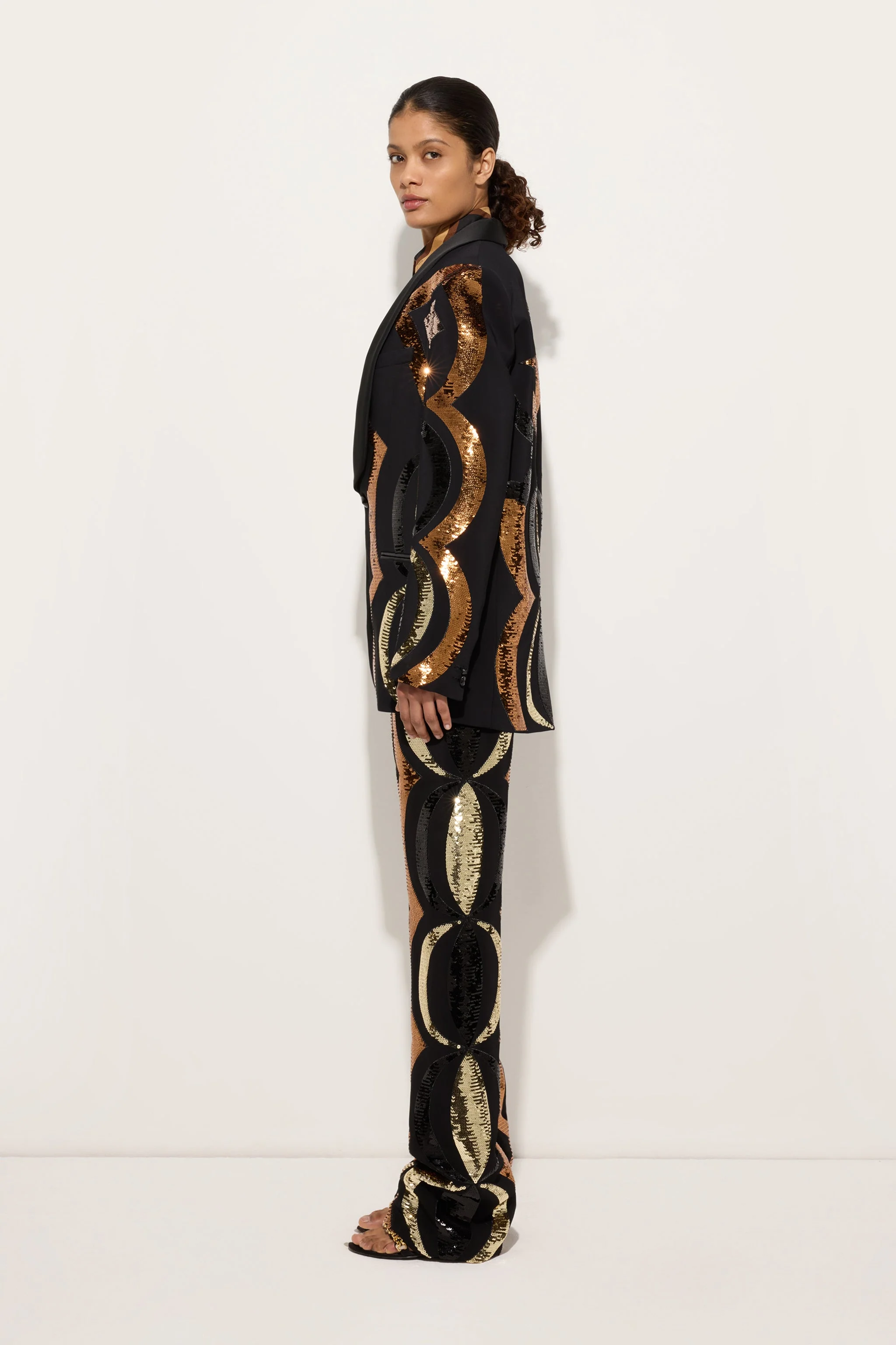 Blazer Oversize Ricamato con Motivo Collane - Image 3
