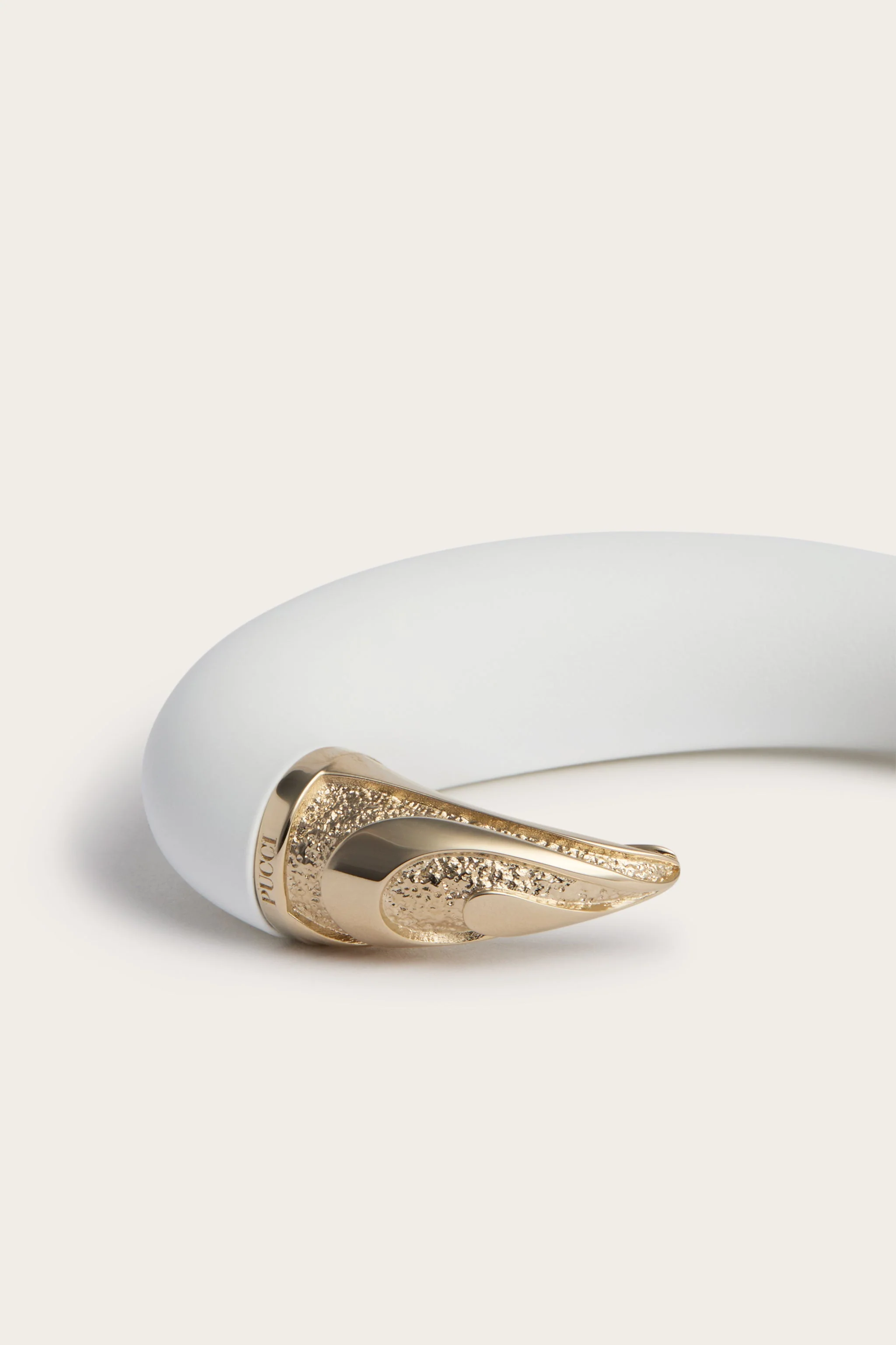 Bracciale Rigido a Forma di Corno - Image 4