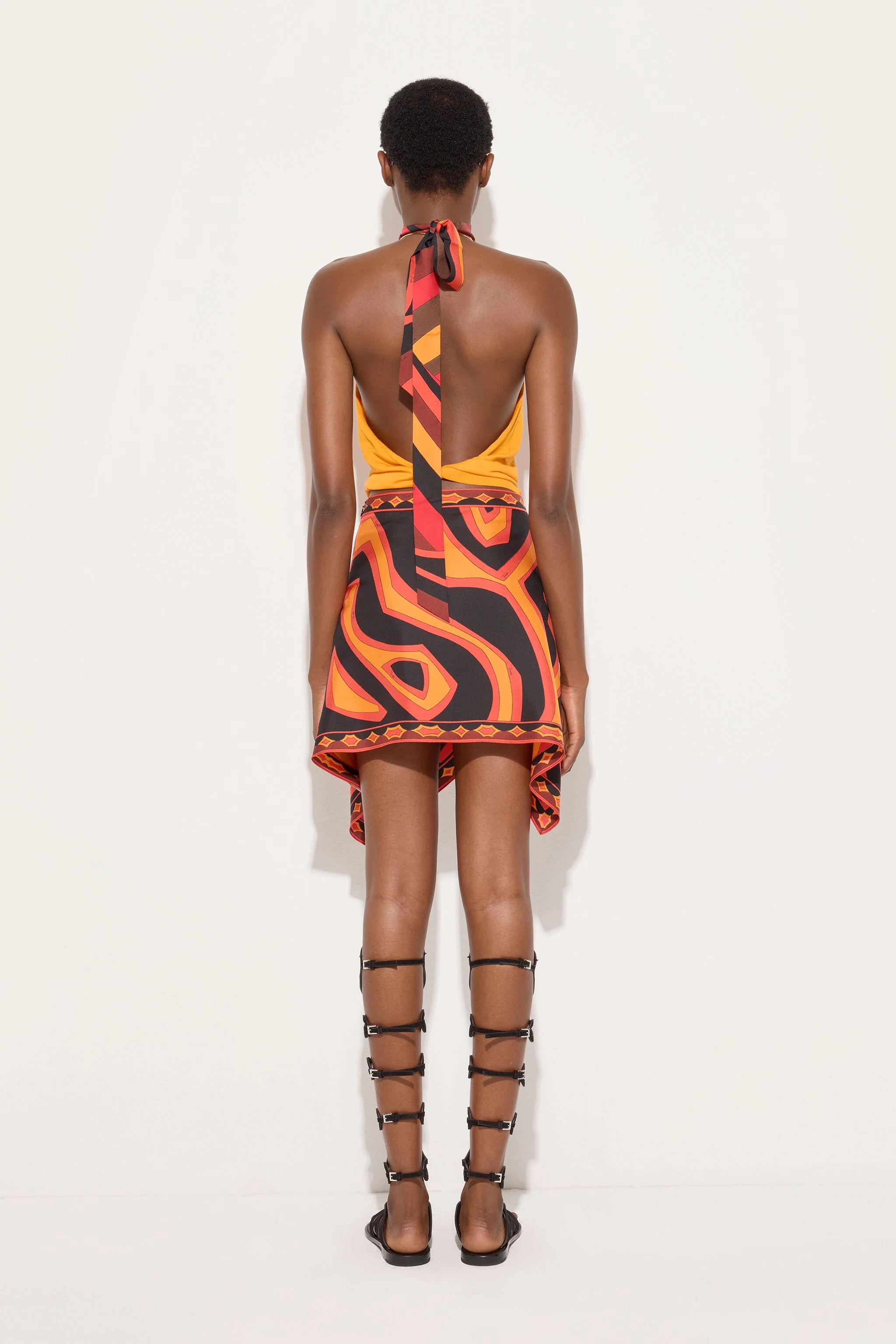 Top con Dettaglio Foulard - Image 4